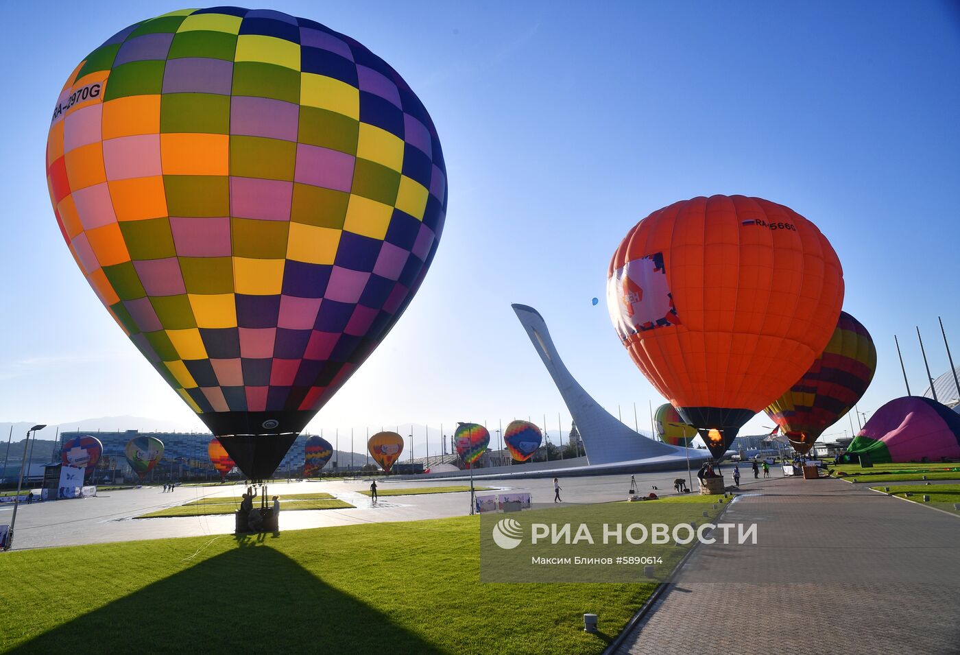 Фестиваль аэростатов, посвященный переходу на цифровое телевещание