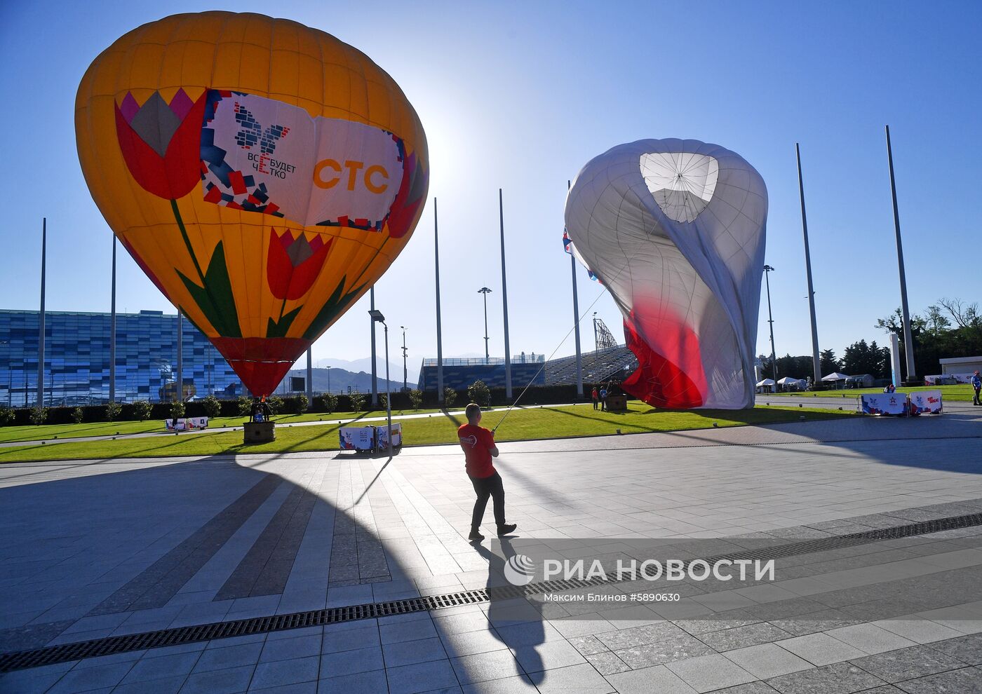 Фестиваль аэростатов, посвященный переходу на цифровое телевещание