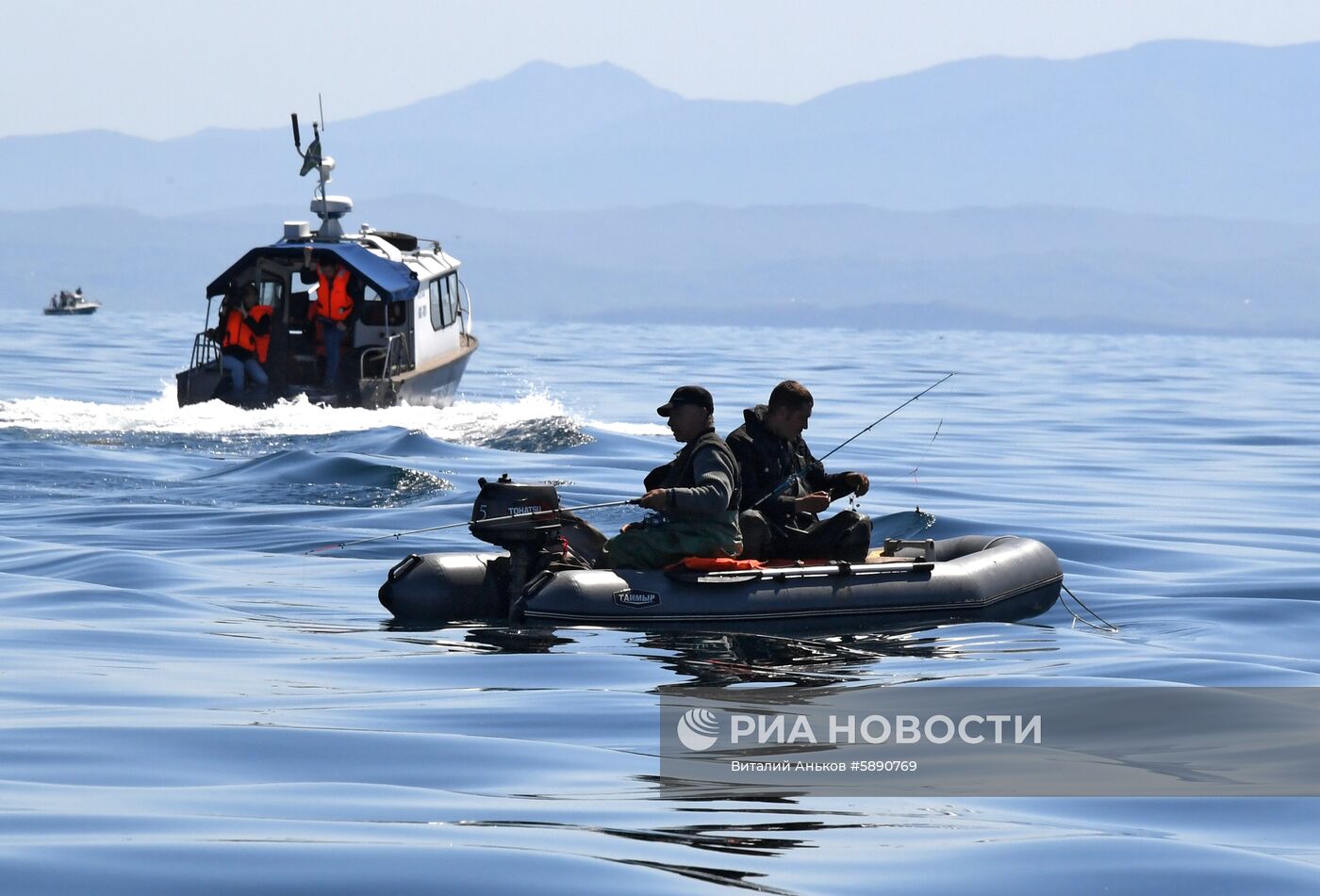 Рейд пограничников по поиску браконьеров в Уссурийском заливе