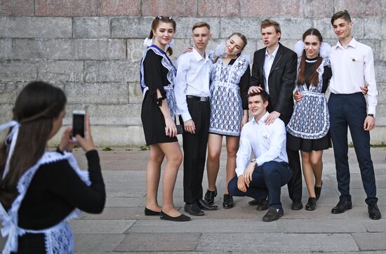 Последний звонок в регионах России