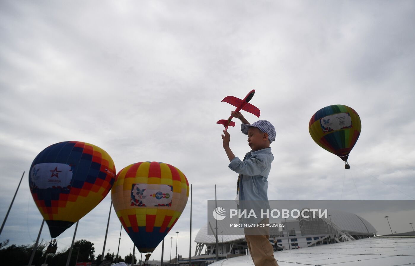 Фестиваль аэростатов, посвященный переходу на цифровое телевещание