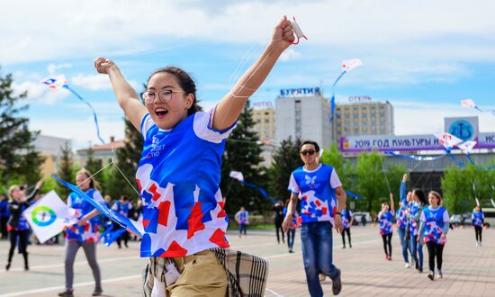 Запуск "цифровых змеев" в городах России