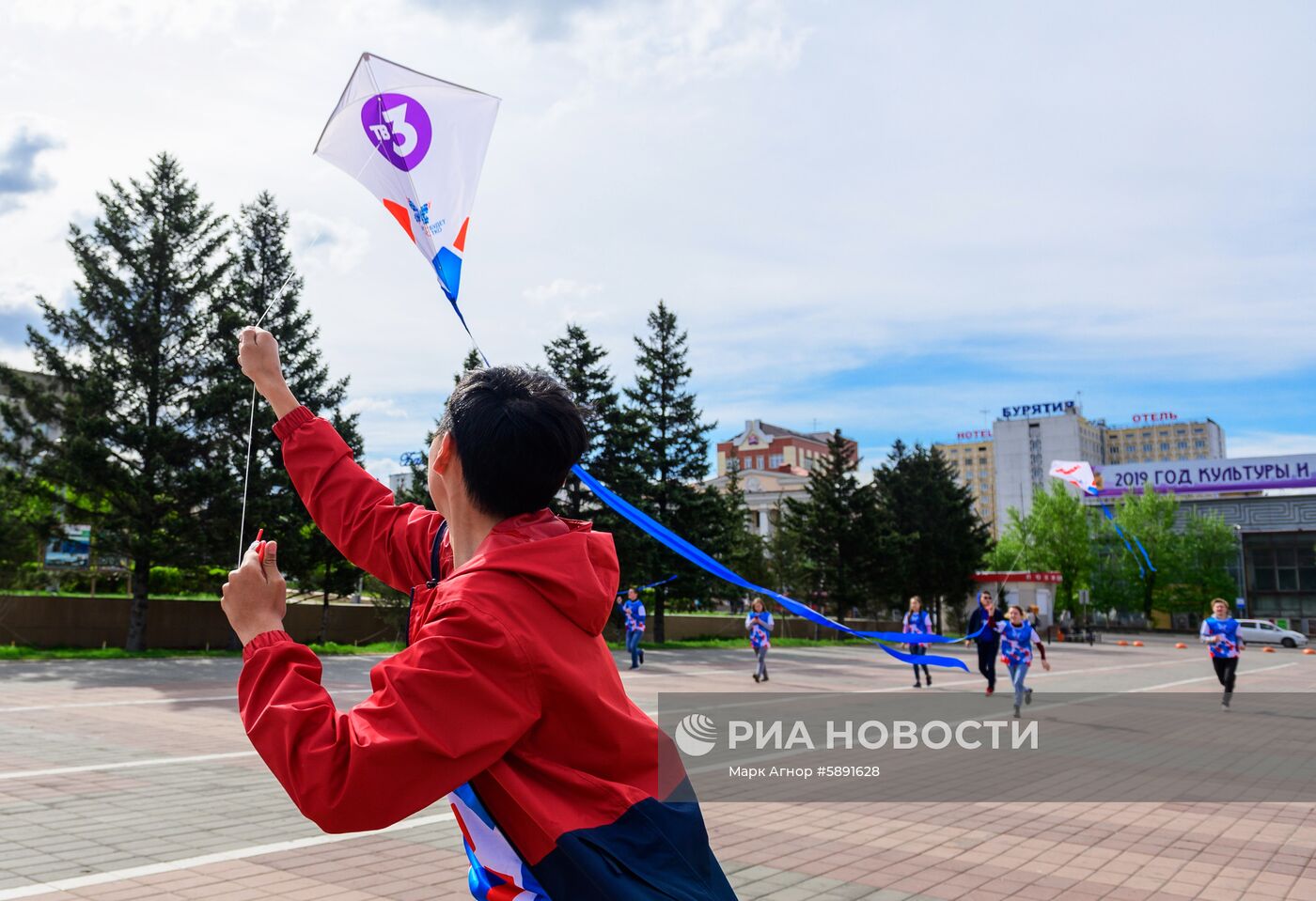 Запуск "цифровых змеев" в городах России