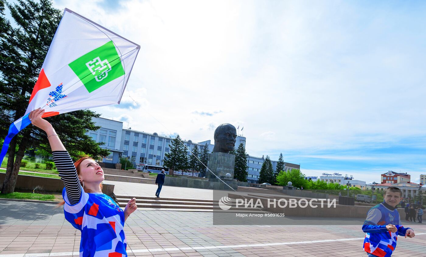 Запуск "цифровых змеев" в городах России