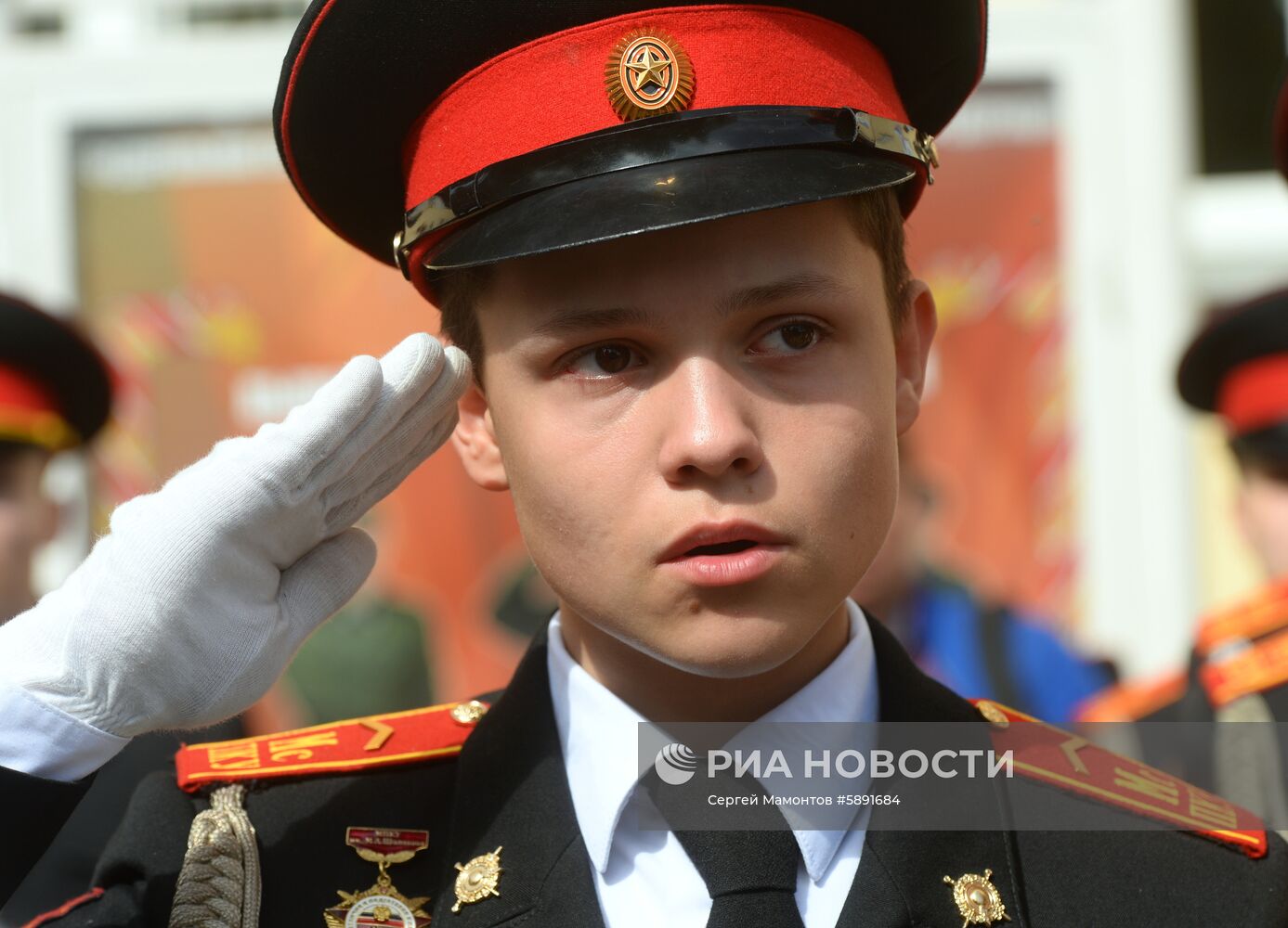 Последний звонок в Московском президентском кадетском училище имени М. А. Шолохова