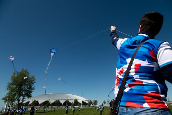Запуск "цифровых змеев" в городах России