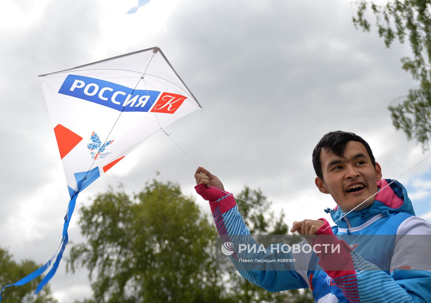Запуск "цифровых змеев" в городах России