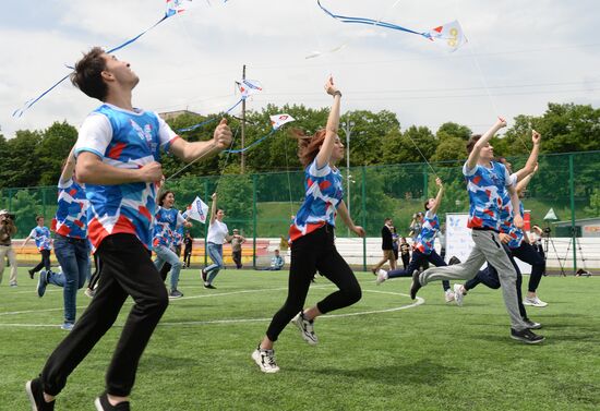 Запуск "цифровых змеев" в городах России