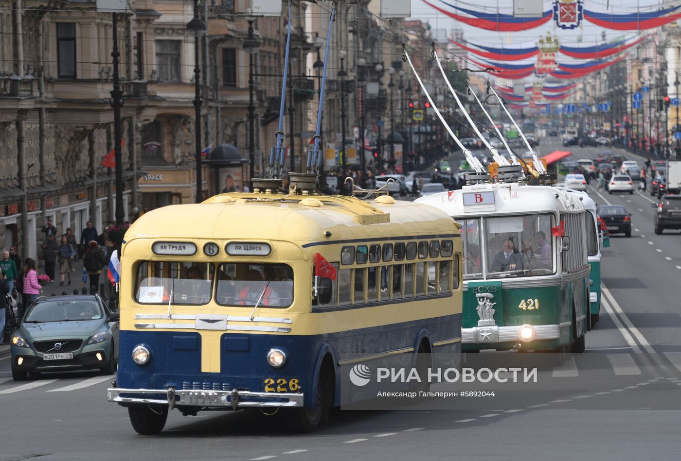 Петербургский международный парад ретро-транспорта