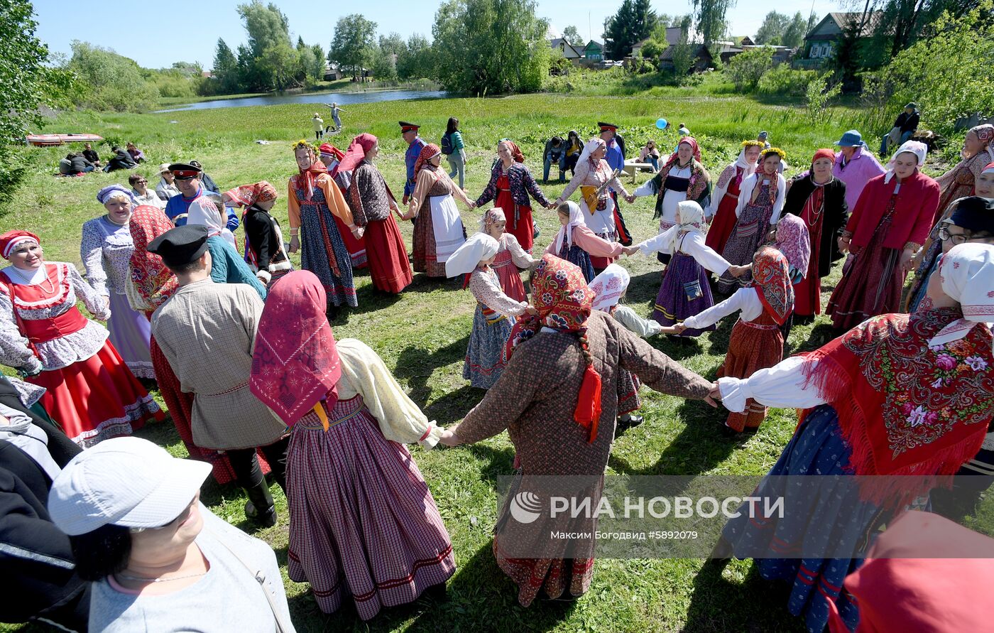 Русский народный праздник "Каравон" в Казани