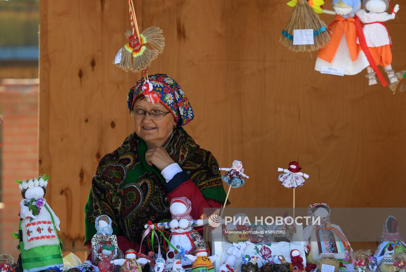 Русский народный праздник "Каравон" в Казани