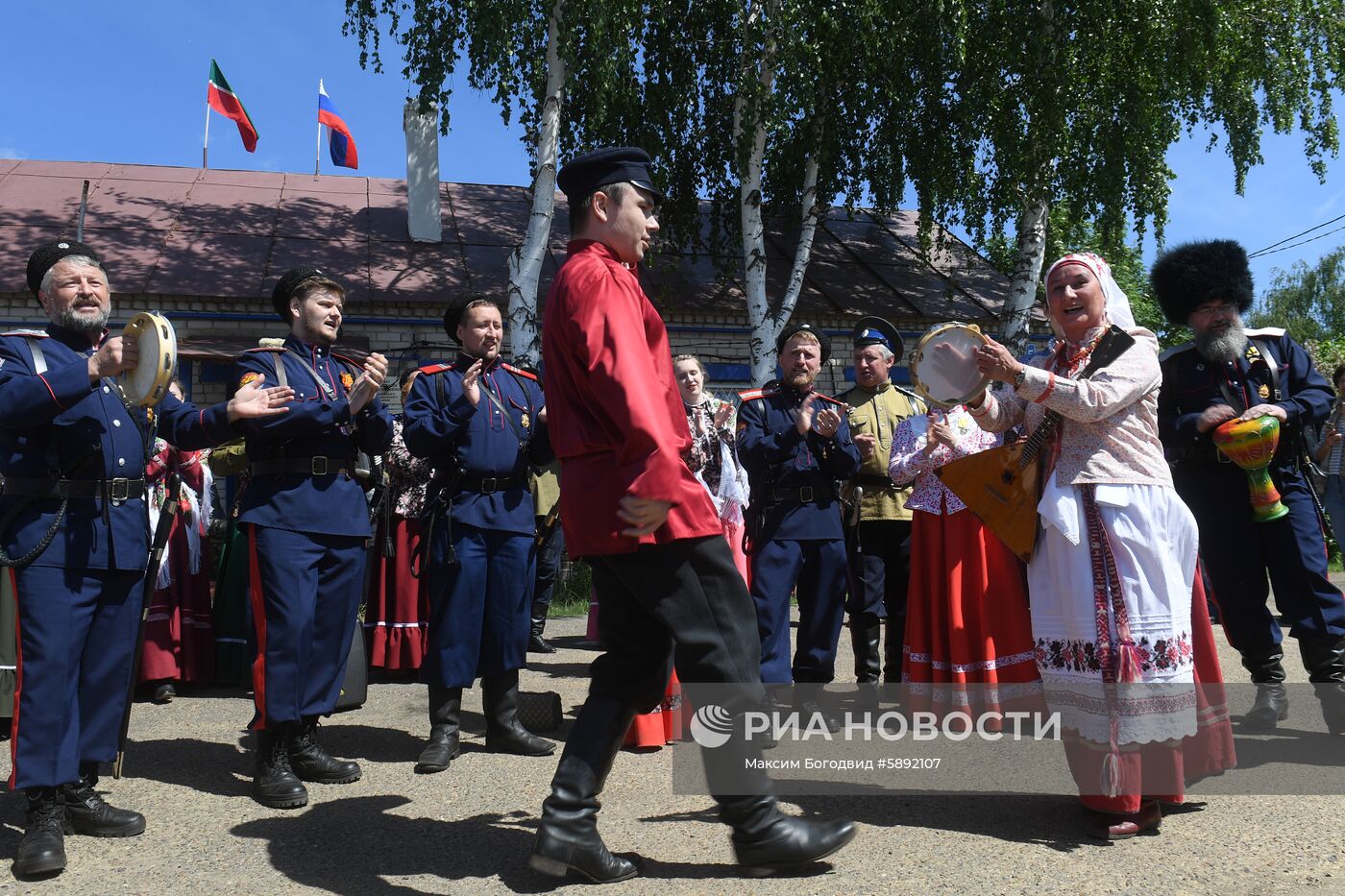 Русский народный праздник "Каравон" в Казани