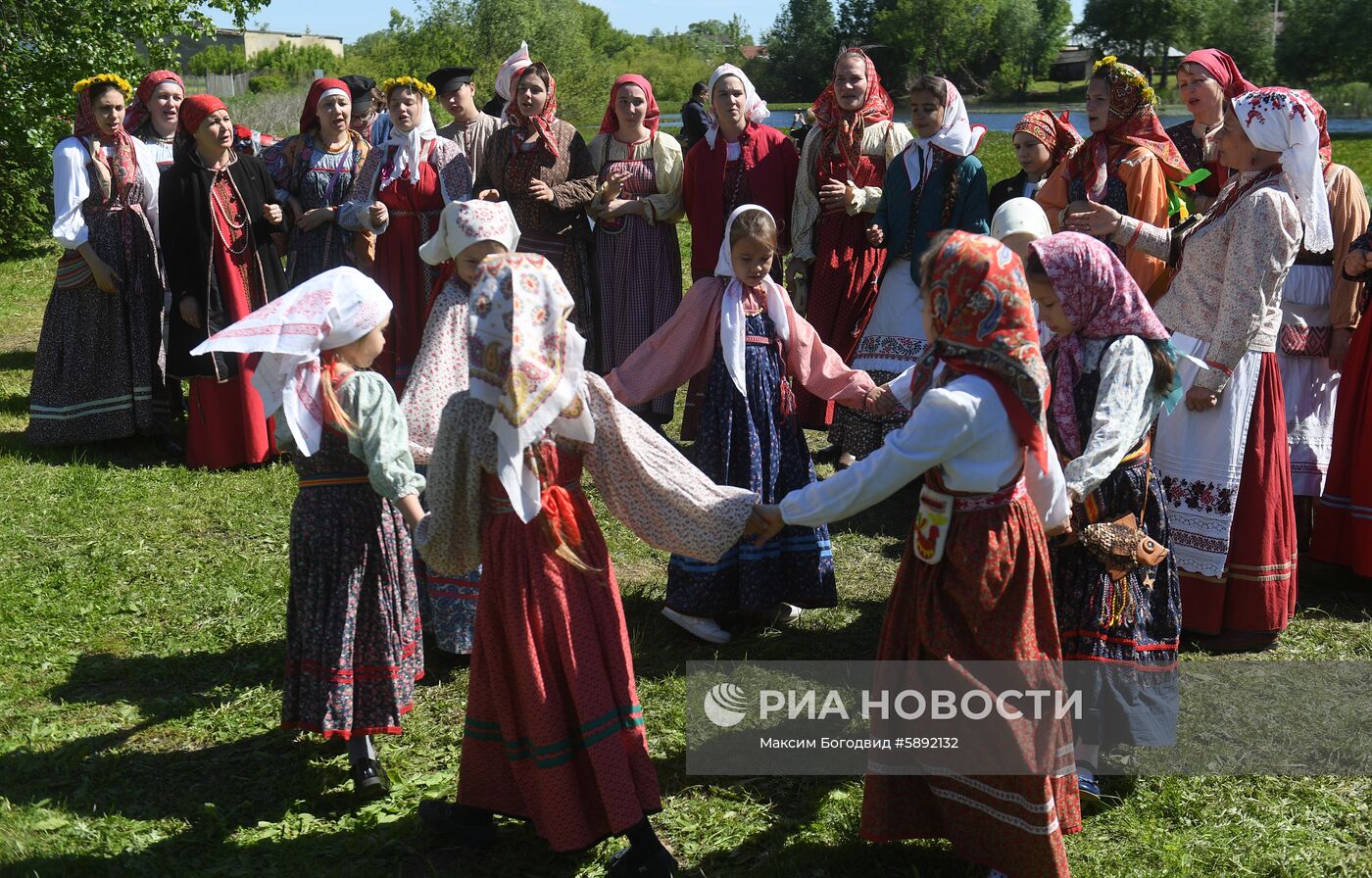 Русский народный праздник "Каравон" в Казани