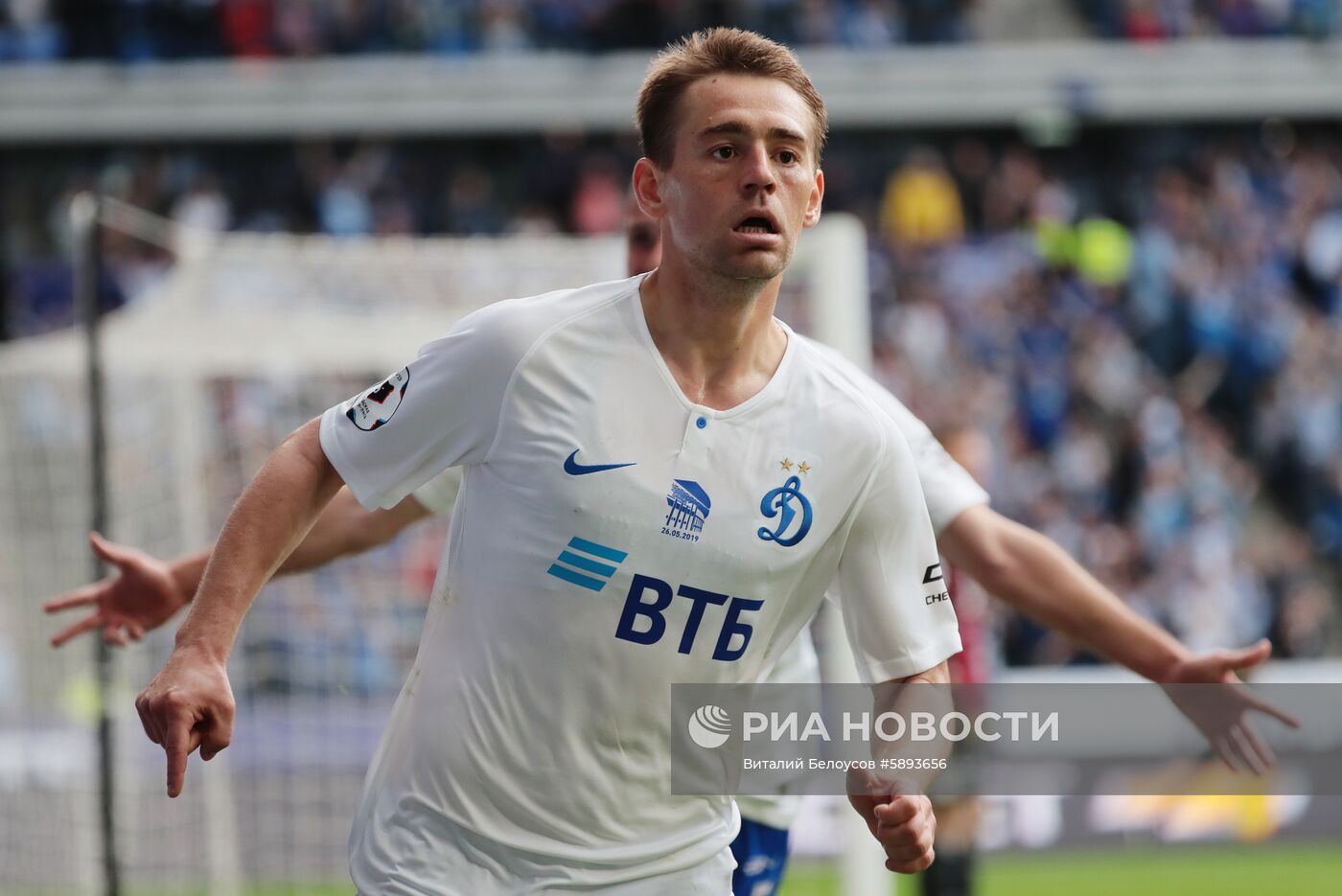 Футбол. РПЛ. Матч "Динамо" - "Арсенал"