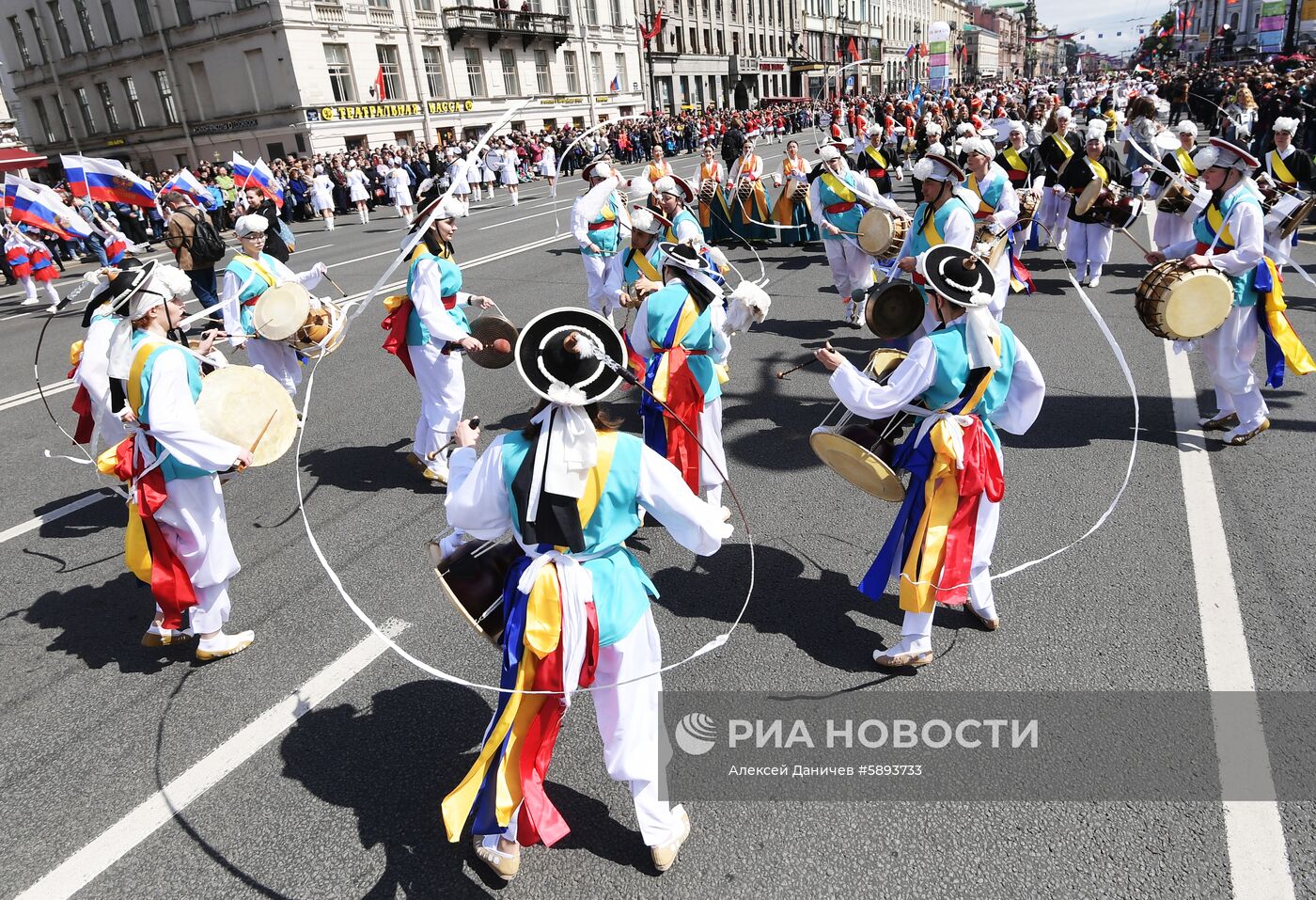 Цирковой парад в Санкт-Петербурге