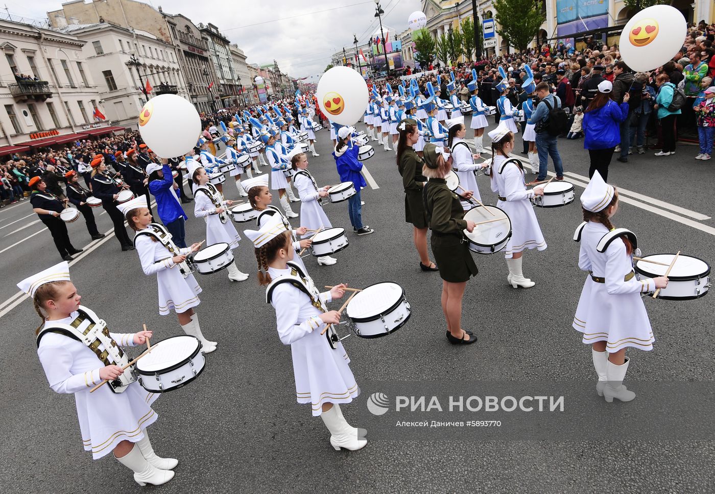 Цирковой парад в Санкт-Петербурге