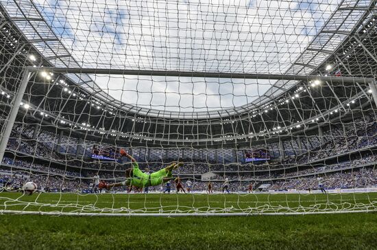 Футбол. РПЛ. Матч "Динамо" - "Арсенал"