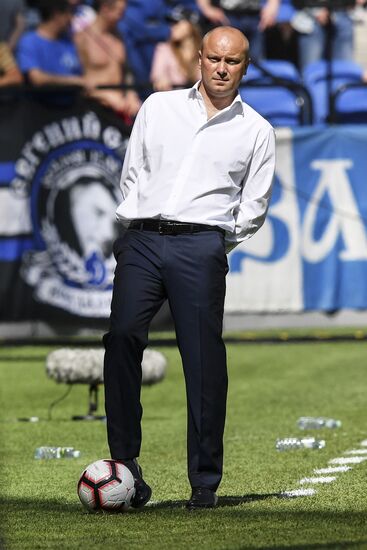 Футбол. РПЛ. Матч "Динамо" - "Арсенал"