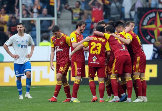 Футбол. РПЛ. Матч "Динамо" - "Арсенал"