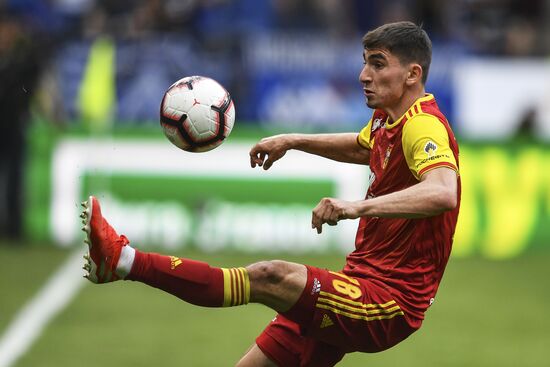 Футбол. РПЛ. Матч "Динамо" - "Арсенал"