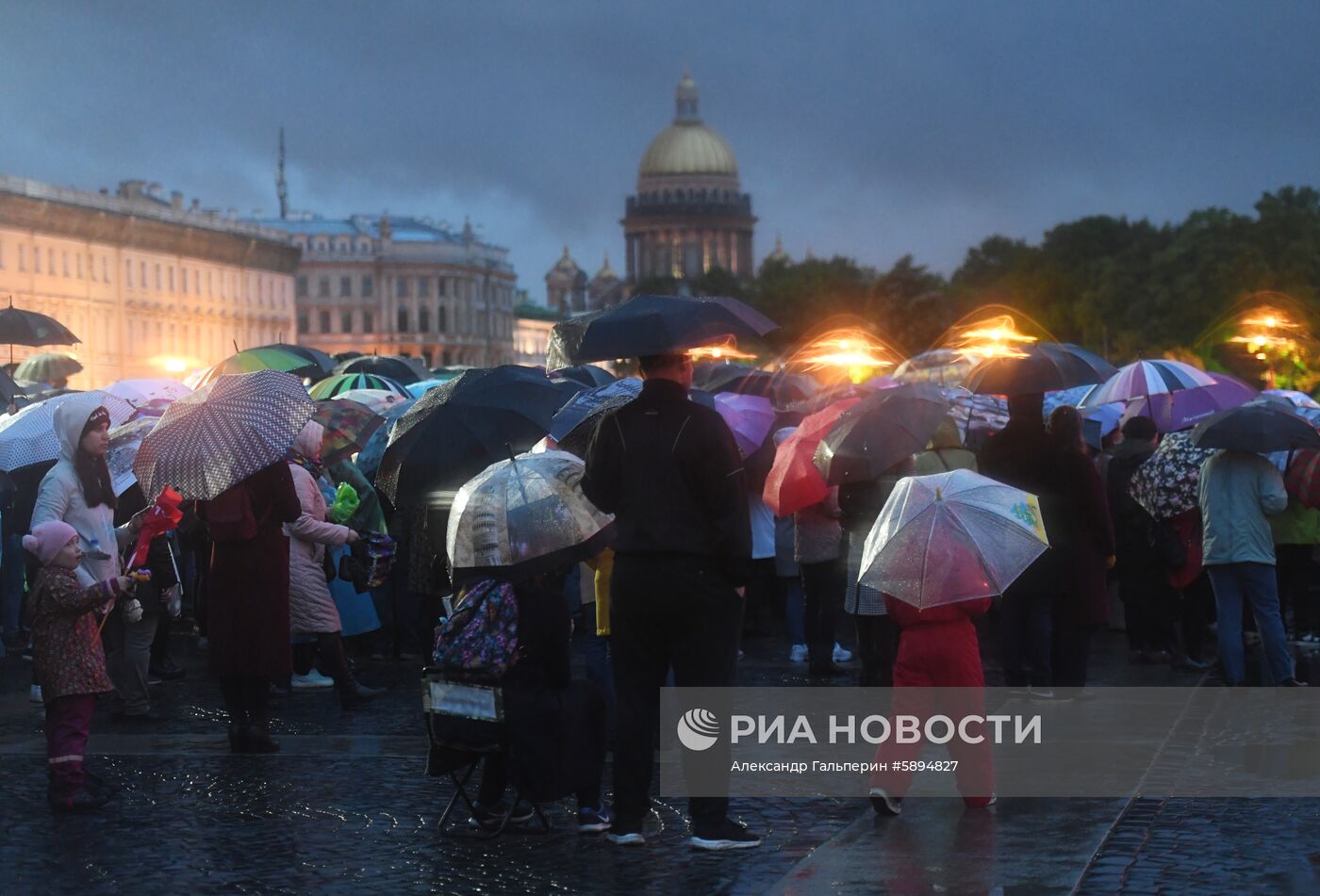 Празднование дня города в Санкт-Петербурге