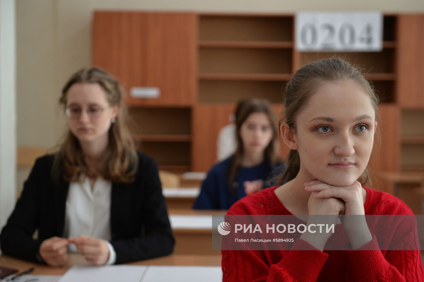 Сдача ЕГЭ по географии и литературе