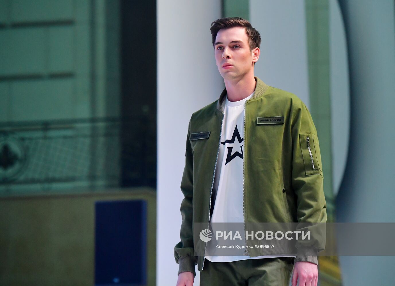Black Star Wear и "Армия России" представили совместную коллекцию одежды