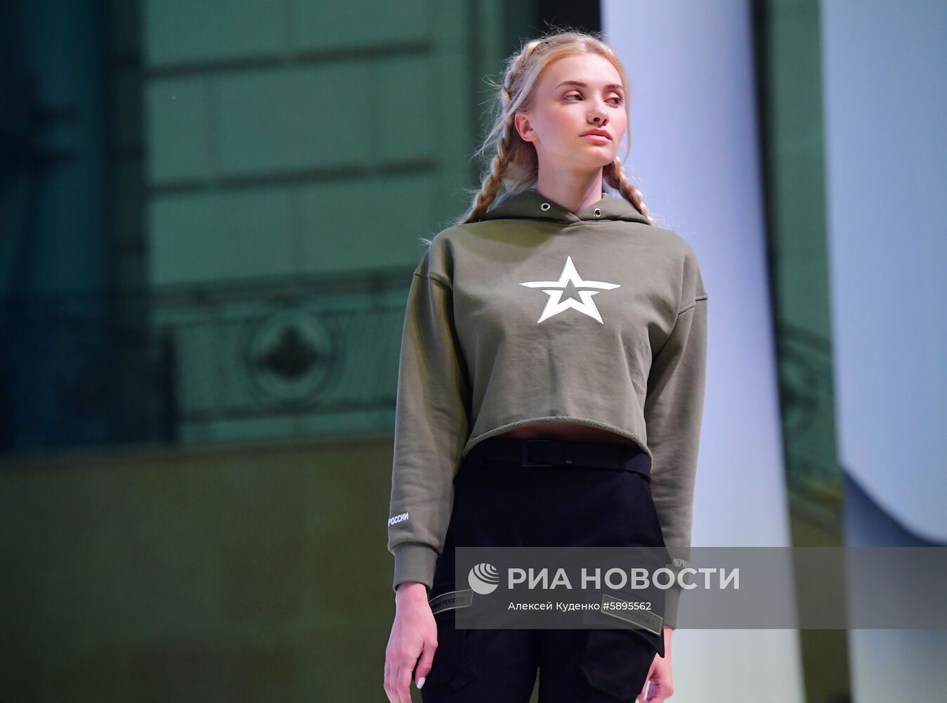 Black Star Wear и "Армия России" представили совместную коллекцию одежды