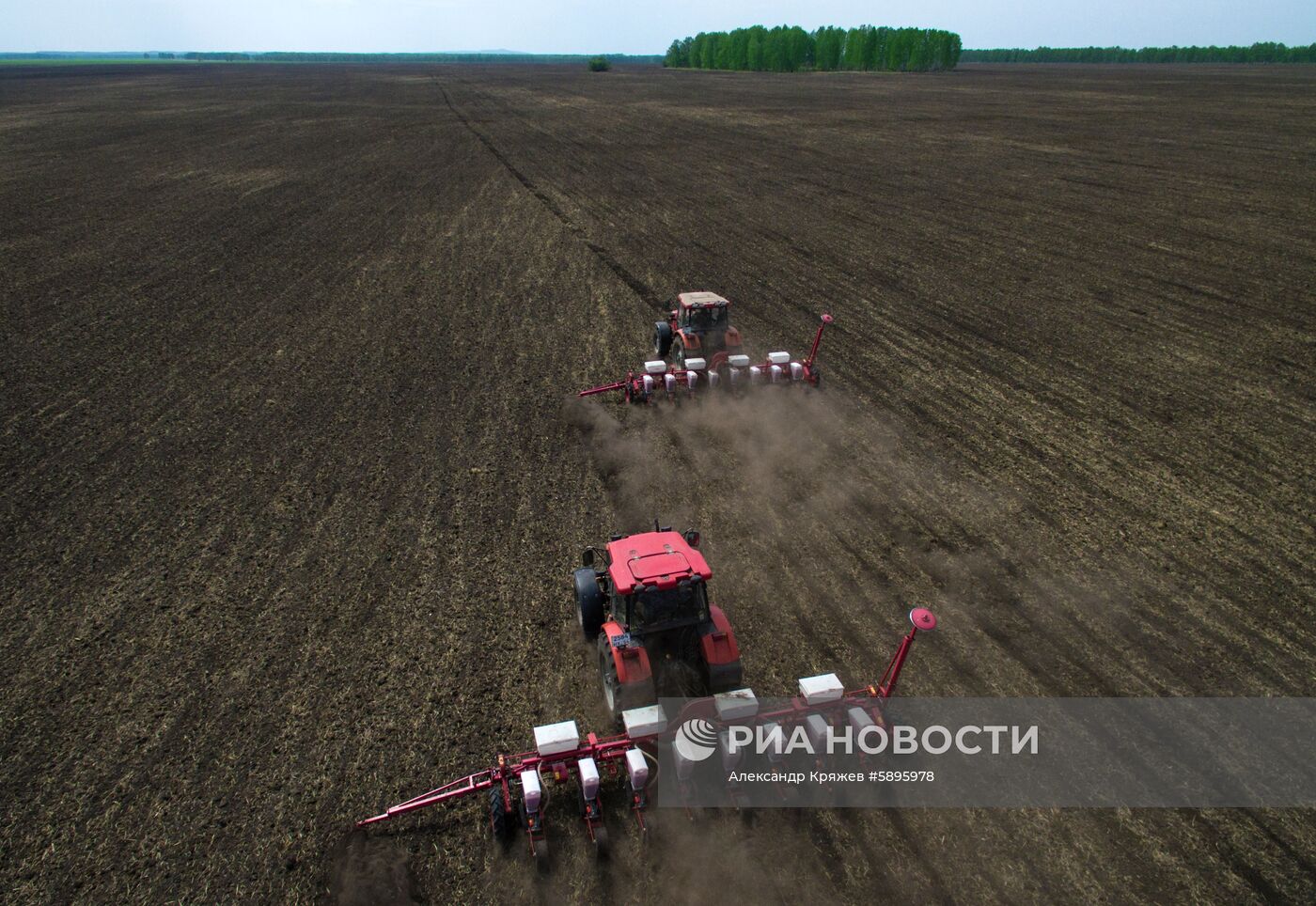 Посевная в Новосибирской области 