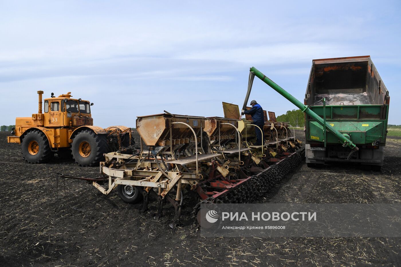 Посевная в Новосибирской области 