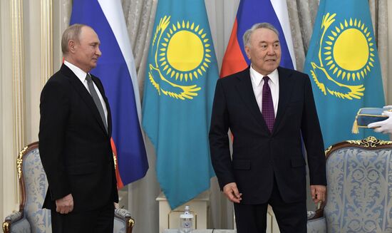 Визит президента РФ В. Путина в Казахстан 