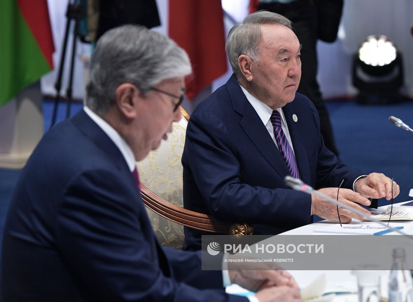 Президент РФ В. Путин принимает участие в заседании Высшего Евразийского экономического совета