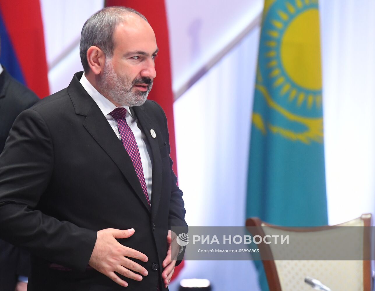 Президент РФ В. Путин принимает участие в заседании Высшего Евразийского экономического совета