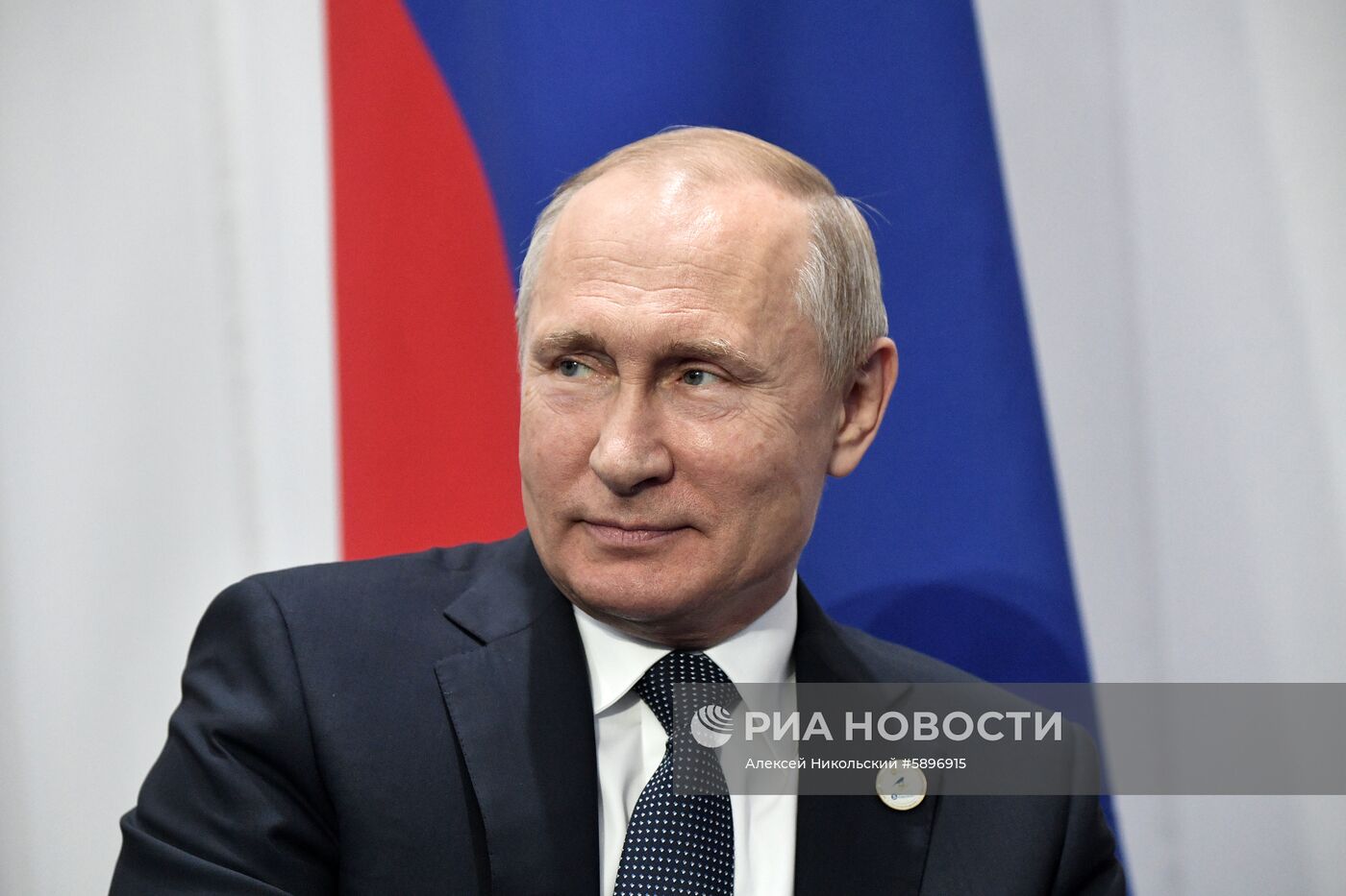 Президент РФ В. Путин принимает участие в заседании Высшего Евразийского экономического совета