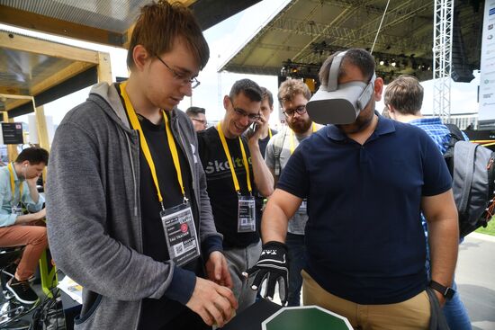 Международная конференция Startup Village