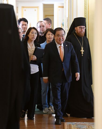 Встреча патриарха Кирилла с главой парламента Южной Кореи Мун Хи Саном