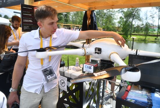 Международная конференция Startup Village