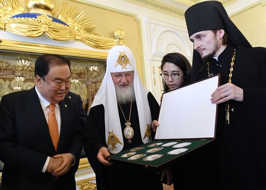 Встреча патриарха Кирилла с главой парламента Южной Кореи Мун Хи Саном
