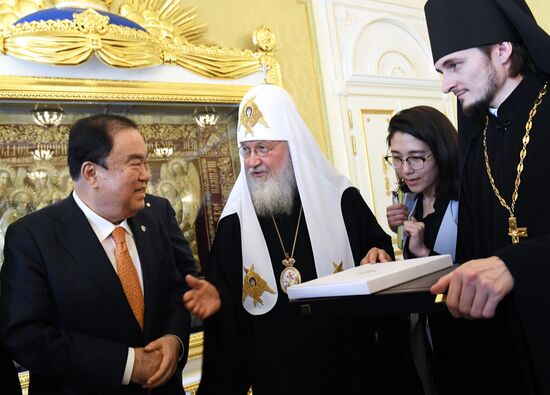 Встреча патриарха Кирилла с главой парламента Южной Кореи Мун Хи Саном