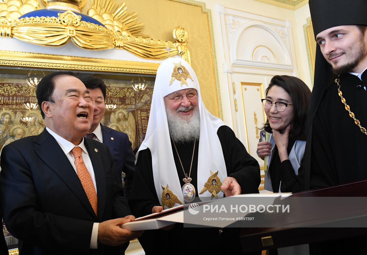 Встреча патриарха Кирилла с главой парламента Южной Кореи Мун Хи Саном