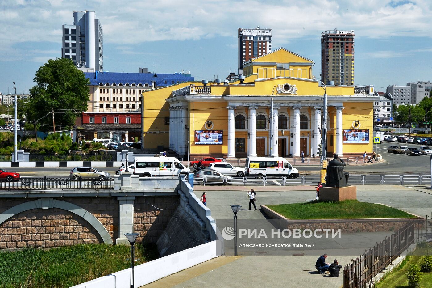 Города России. Челябинск