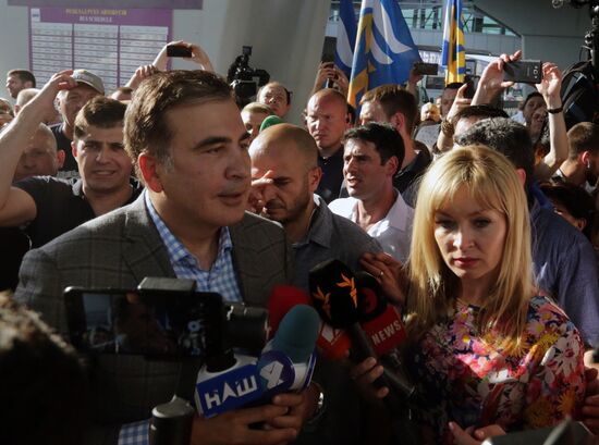 М. Саакашвили вернулся на Украину