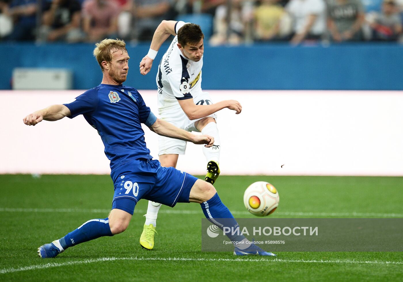 Футбол. РПЛ. Матч "Нижний Новгород" - "Крылья Советов"