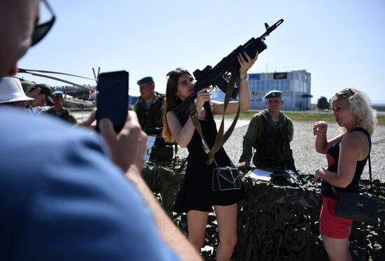 Всеармейский этап соревнований "Авиадартс" в Крыму