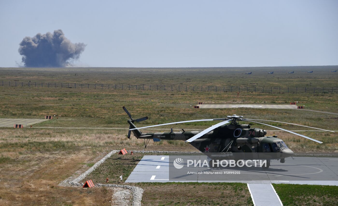 Всеармейский этап соревнований "Авиадартс" в Крыму