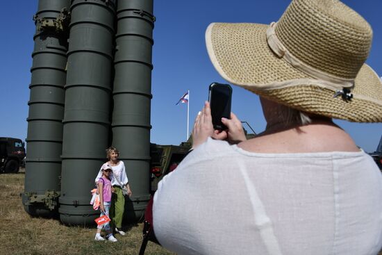 Всеармейский этап соревнований "Авиадартс" в Крыму