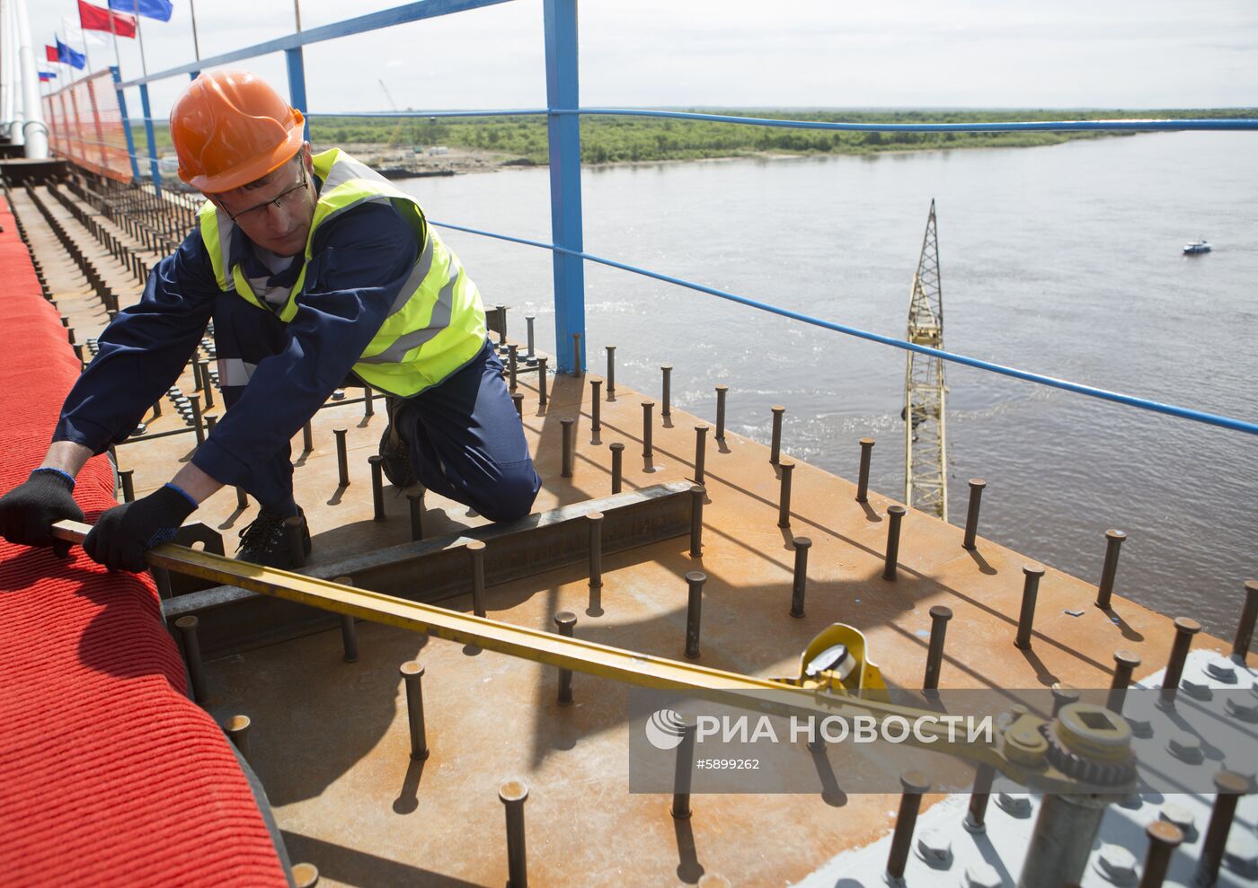 Стыковка международного моста Благовещенск - Хэйхэ