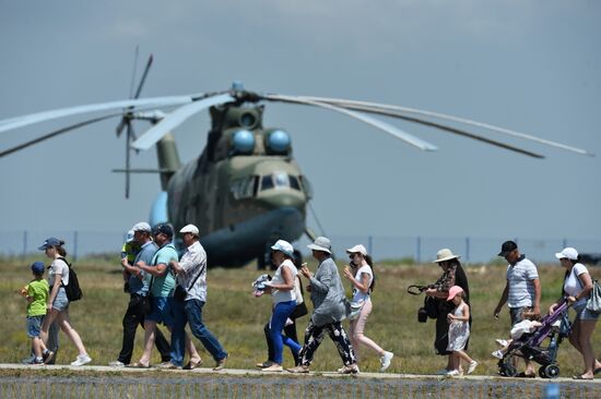 Всеармейский этап соревнований "Авиадартс" в Крыму