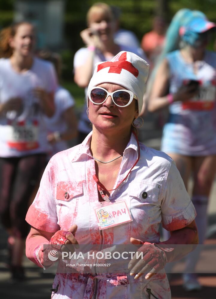 Красочный забег в "Лужниках"