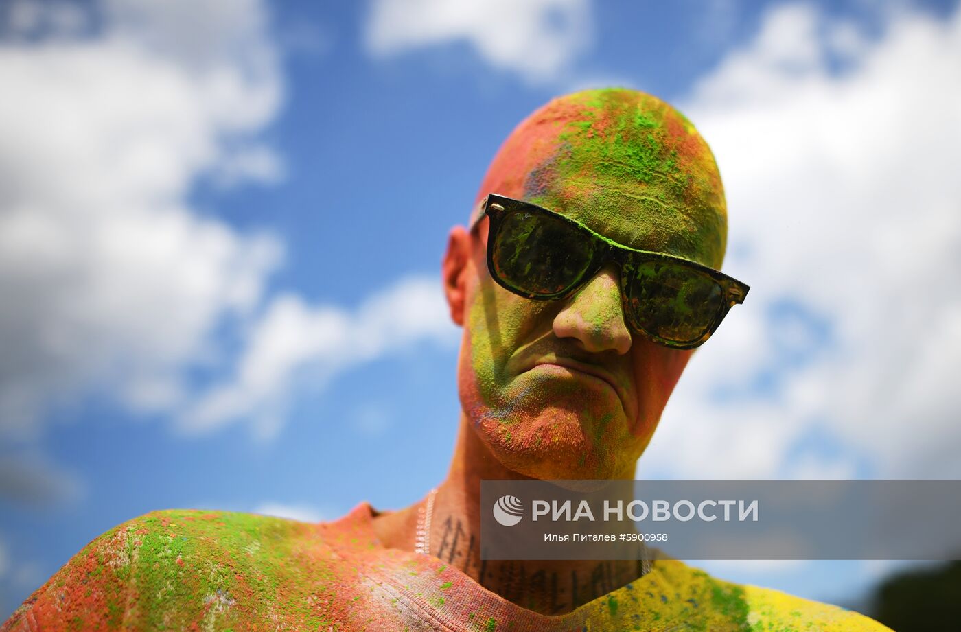 Красочный забег в "Лужниках"